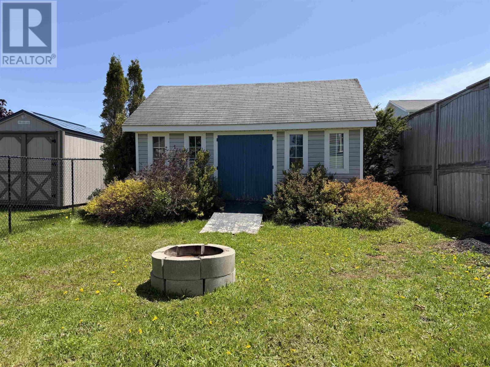 71 REBECCA DRIVE - 35
