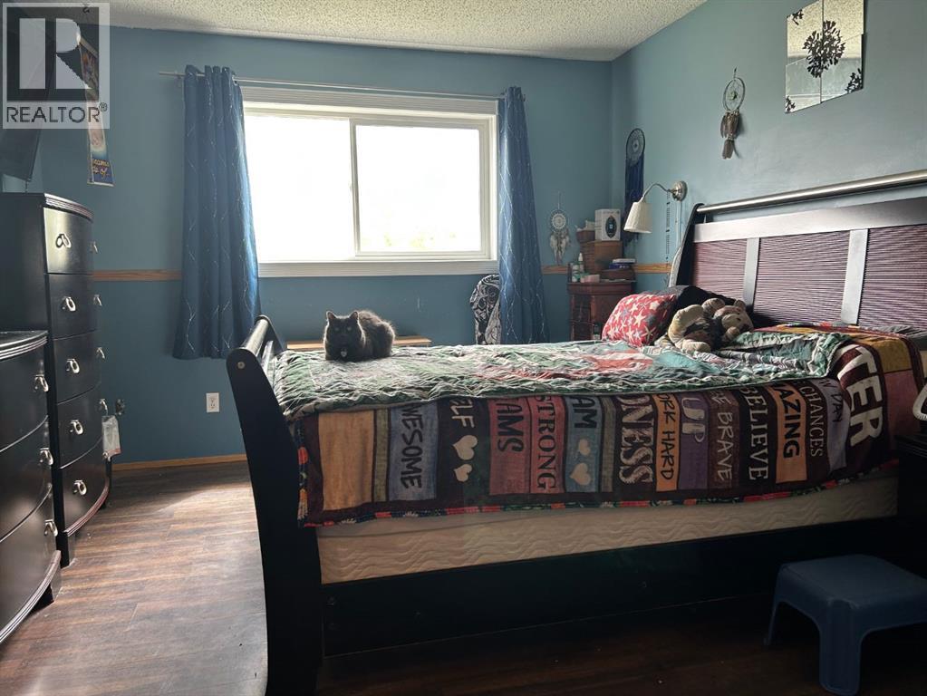44 Wildrose Crescent W - 13