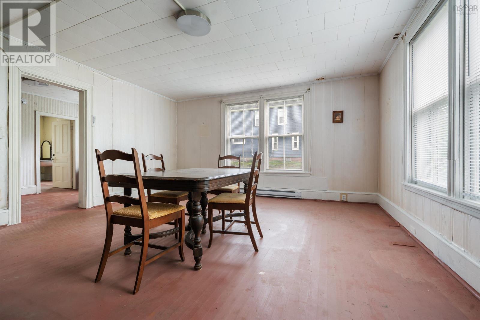 15 McDougal Street - 17