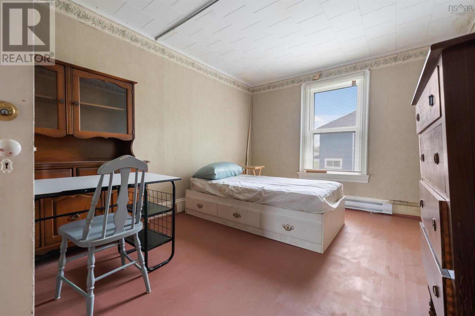 15 McDougal Street - 24