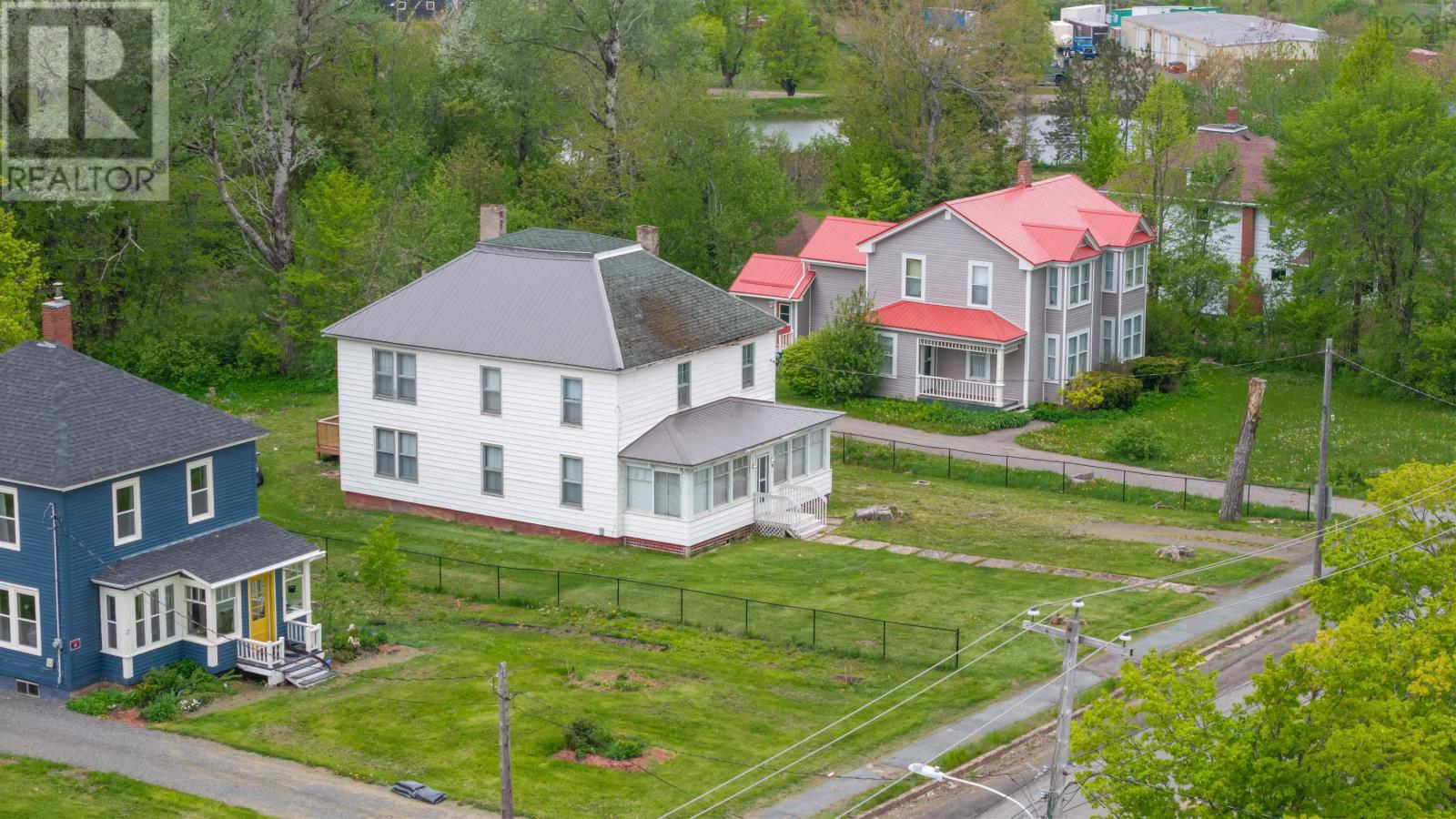 15 McDougal Street - 5