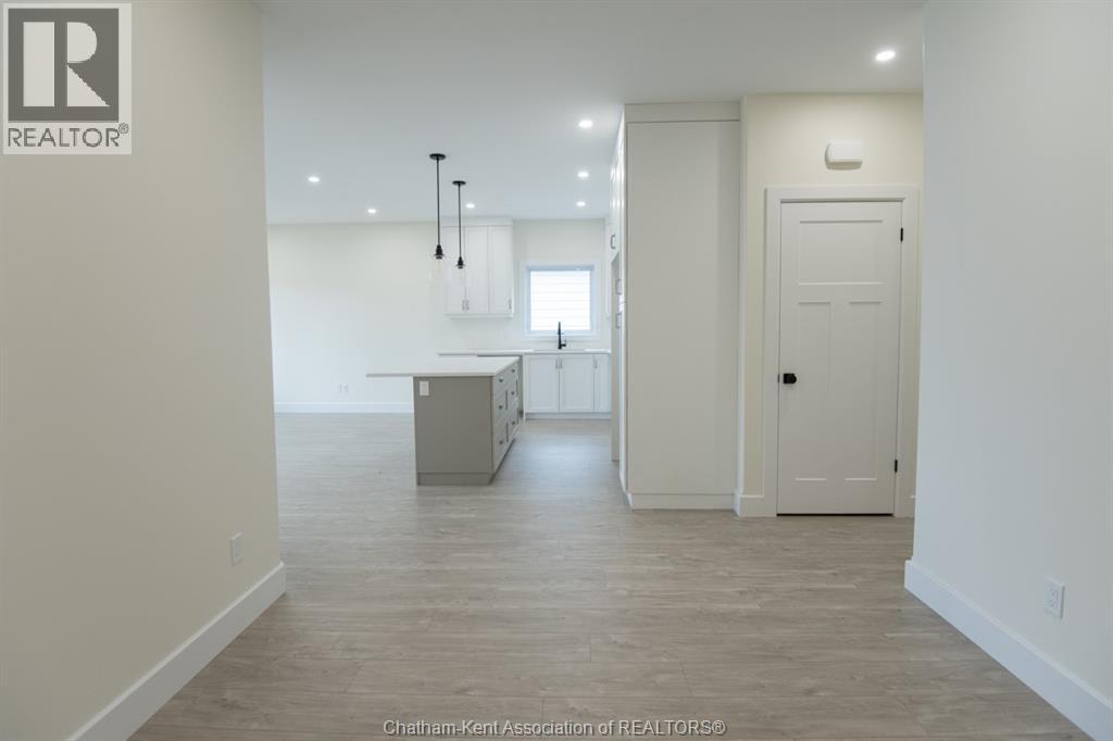 39 DEMALL DRIVE - 13