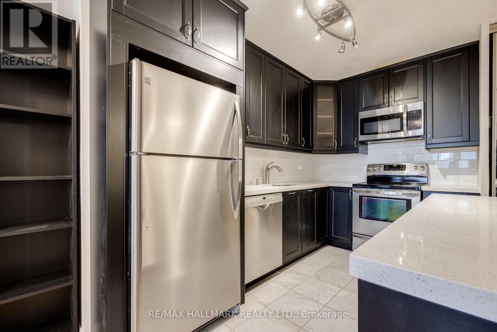 #1715 40 HOMEWOOD AVENUE - 9