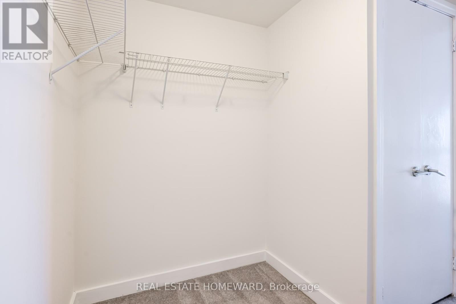 #732 5 HANNA AVENUE - 23