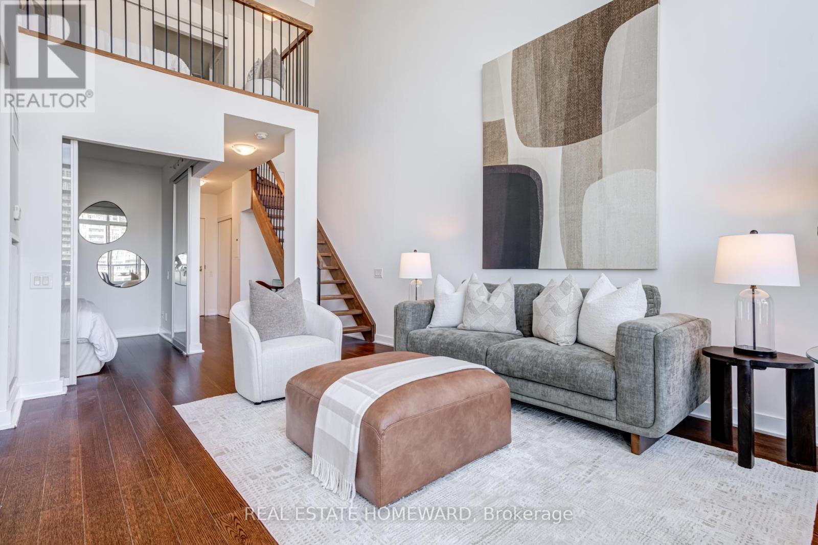 #732 5 HANNA AVENUE - 9