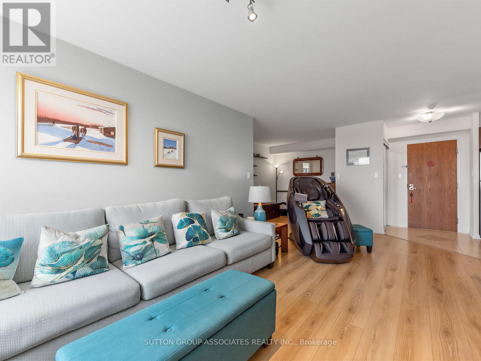 #1706 23 LORRAINE DRIVE - 12