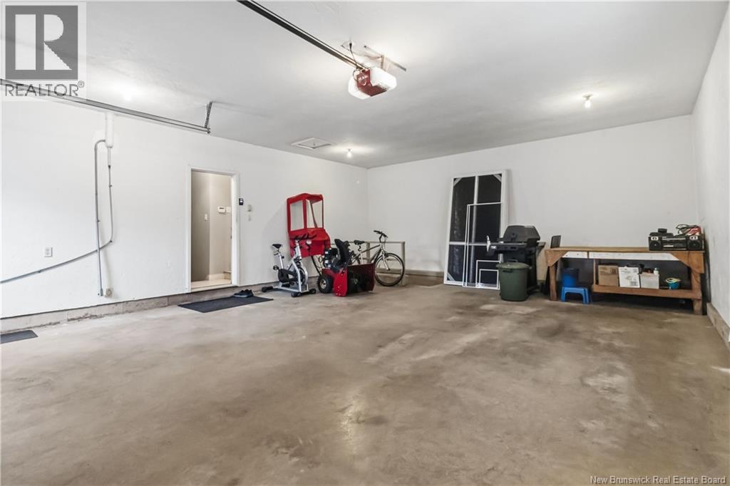 99 Fairview Knoll Drive - 40