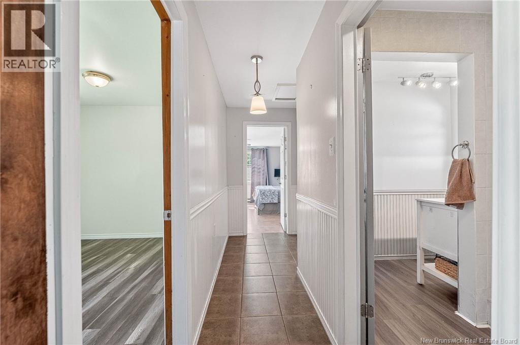99A Glebe Road - 11