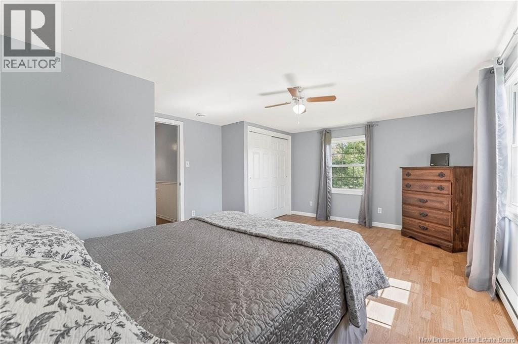 99A Glebe Road - 19