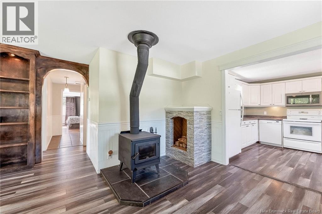 99A Glebe Road - 23