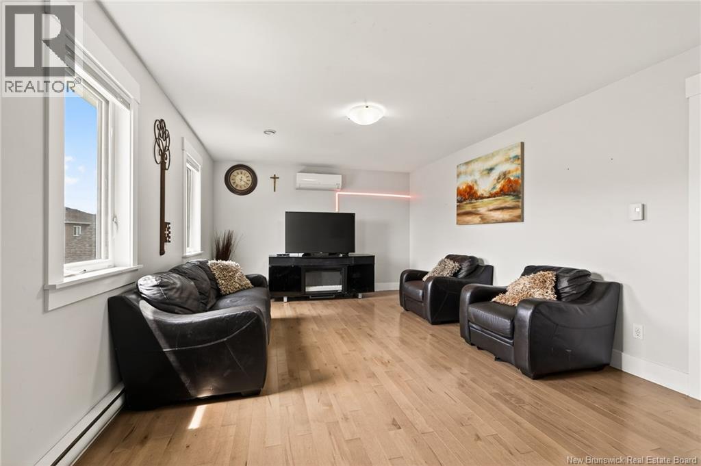 64 Satara Drive - 16