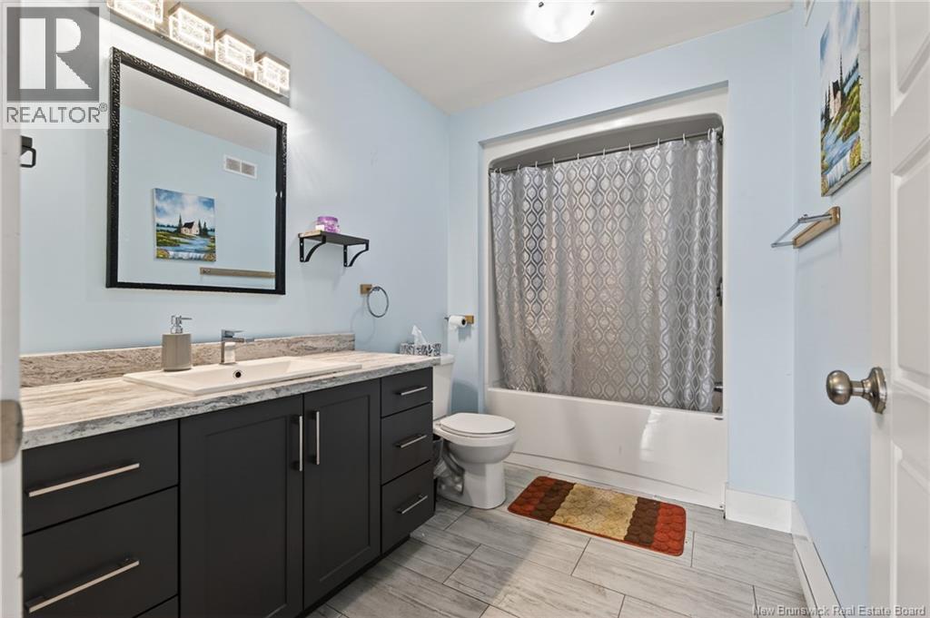64 Satara Drive - 21