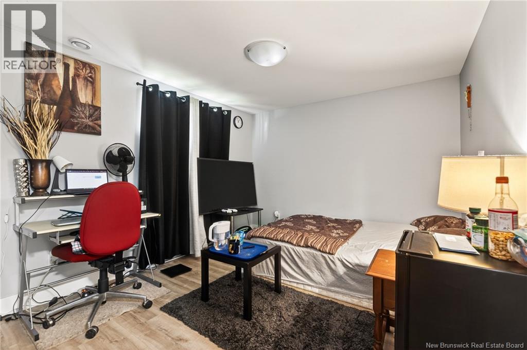 64 Satara Drive - 29