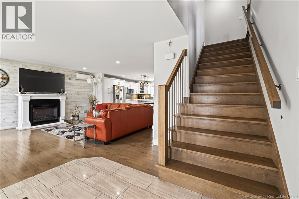 64 Satara Drive - 4