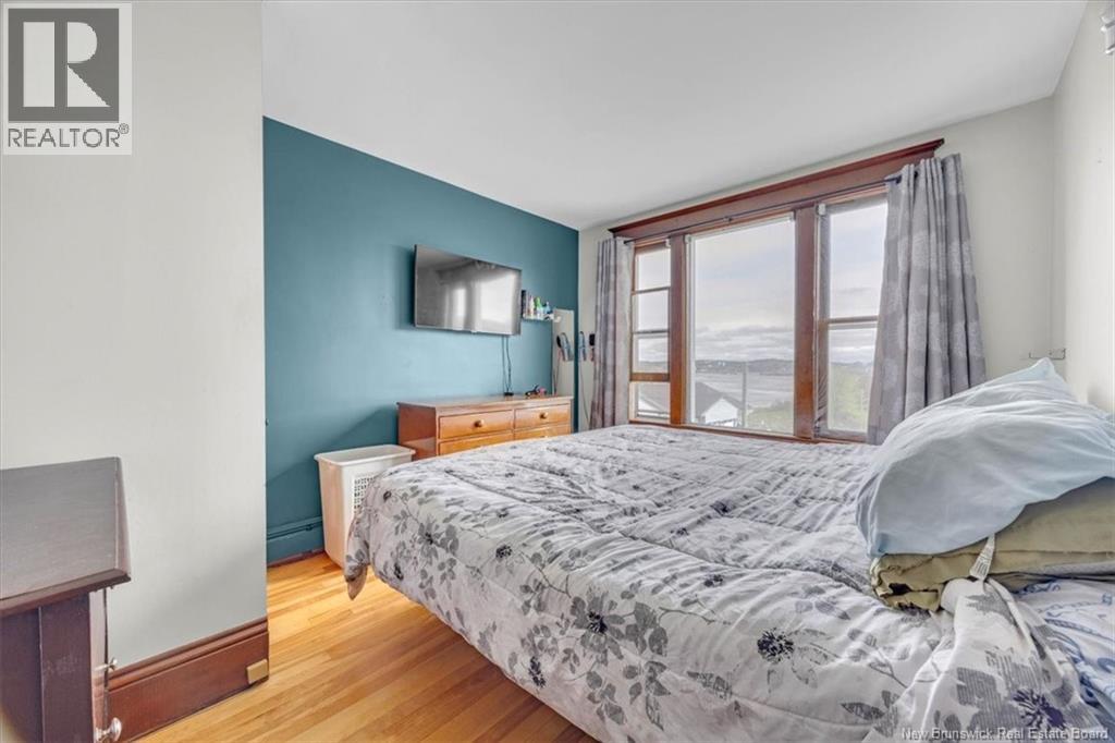 360 Riverview Drive - 10