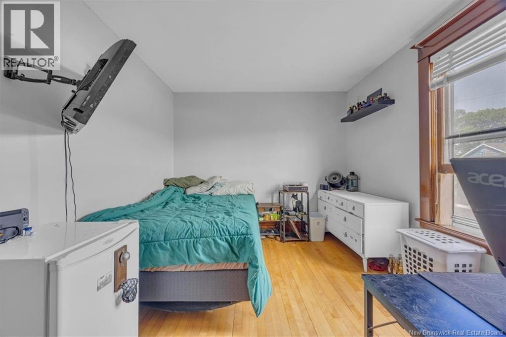 360 Riverview Drive - 11