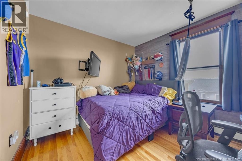 360 Riverview Drive - 13