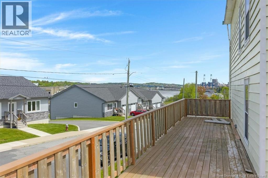360 Riverview Drive - 22