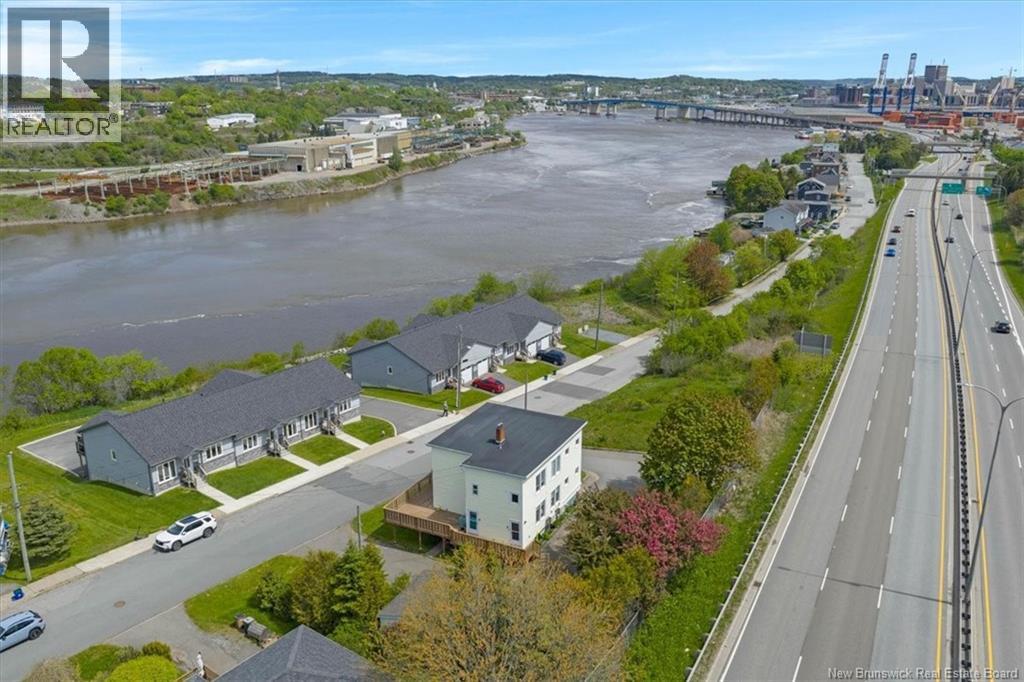 360 Riverview Drive - 28