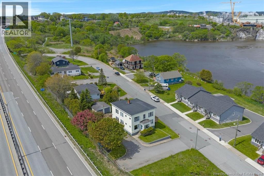 360 Riverview Drive - 30