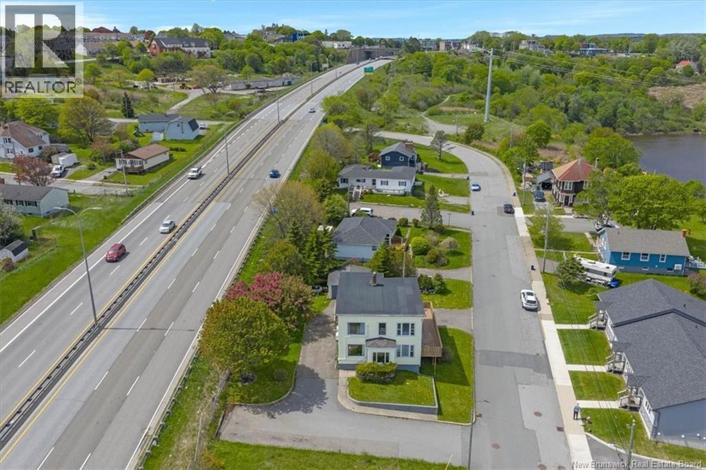360 Riverview Drive - 31