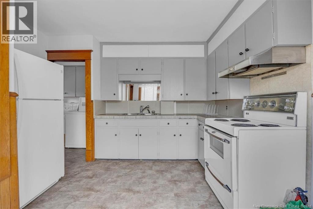 360 Riverview Drive - 6