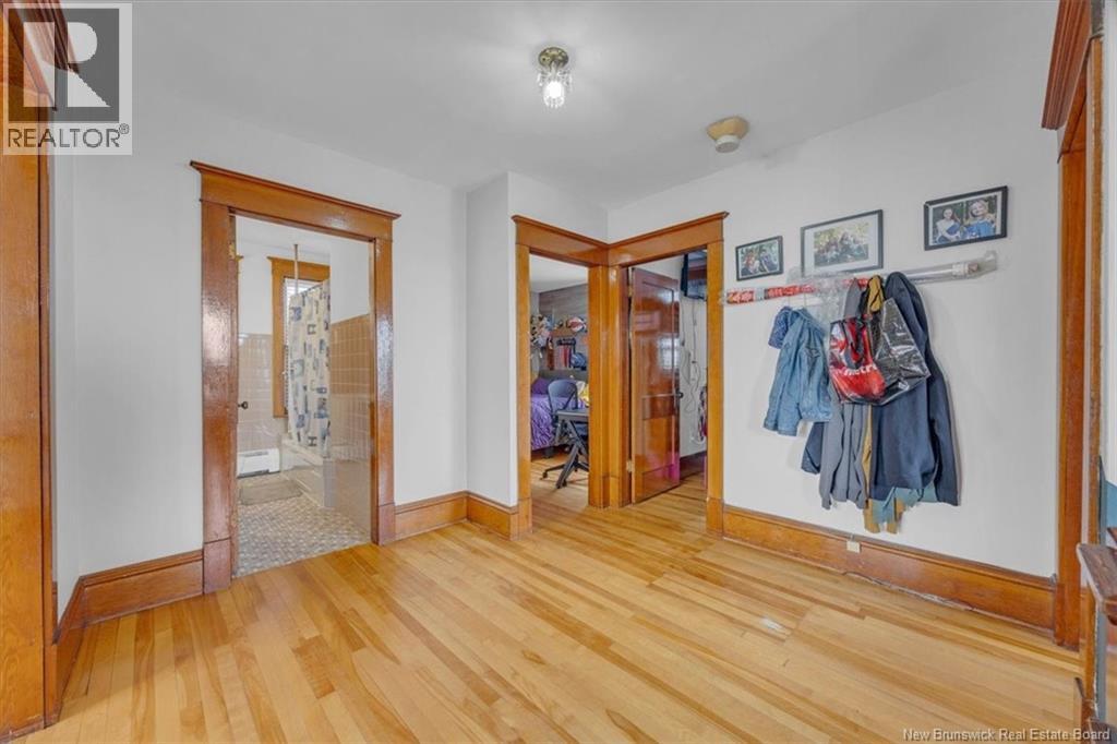 360 Riverview Drive - 7