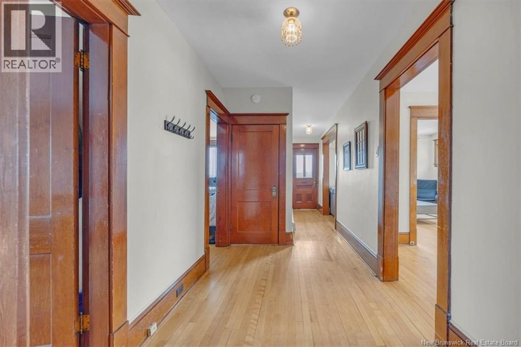 360 Riverview Drive - 9