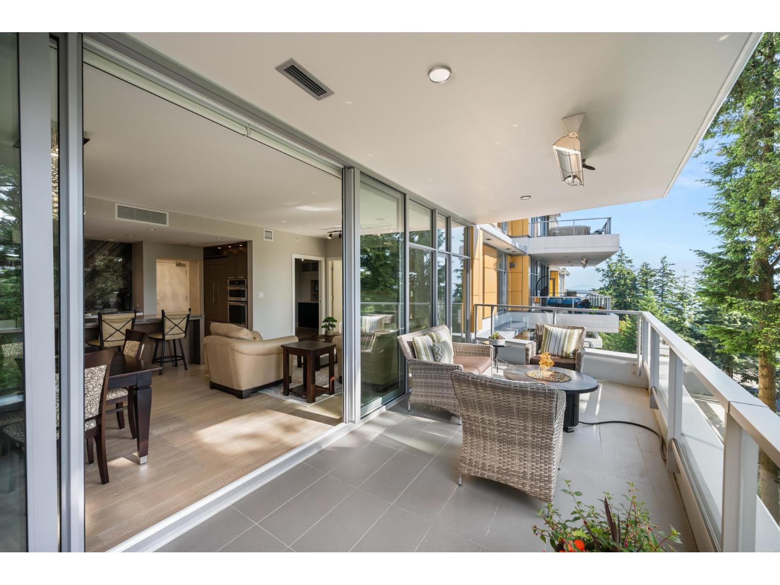 807 1501 VIDAL STREET, White Rock
