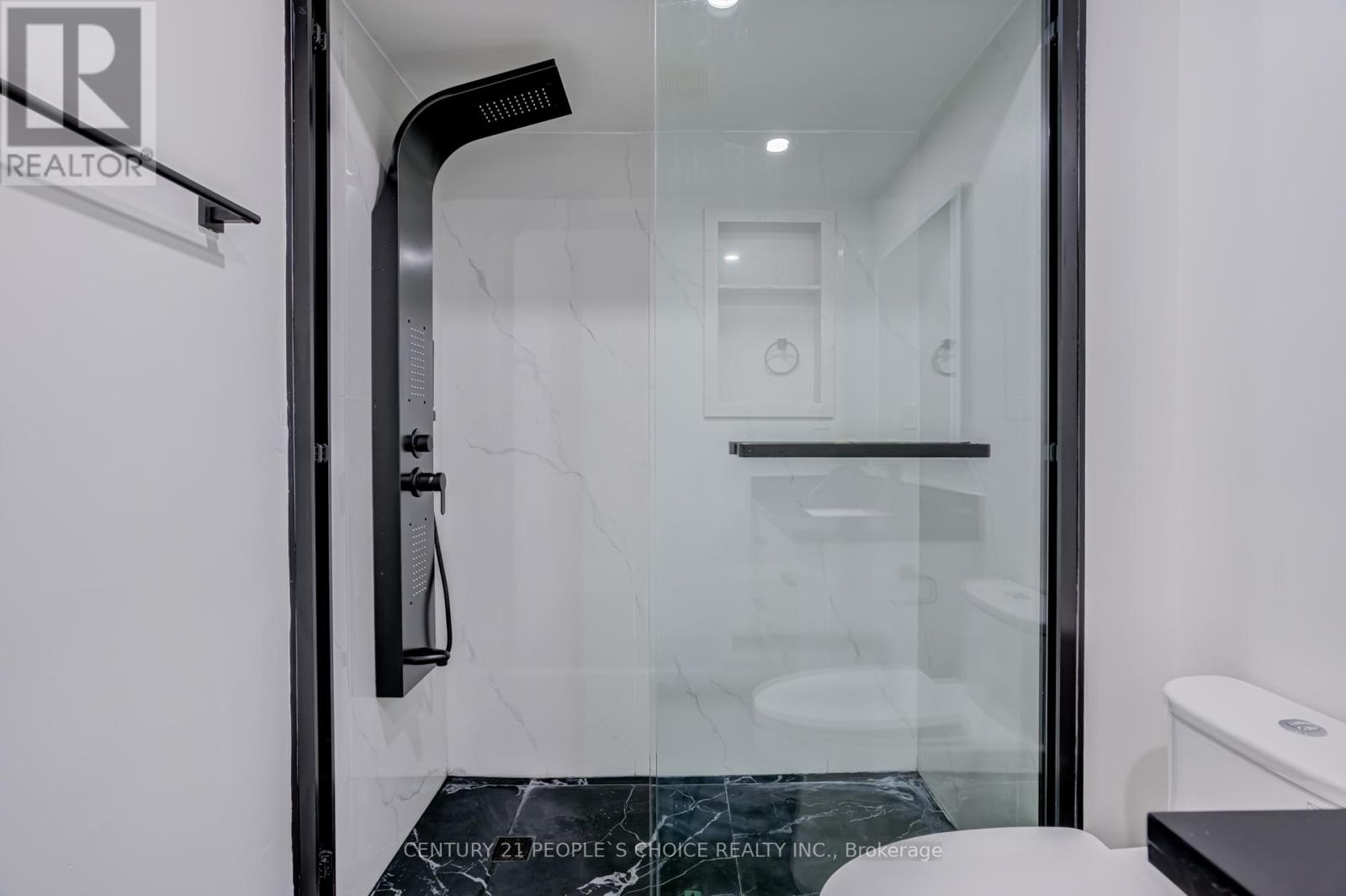 33 BILLINGS STREET - 43