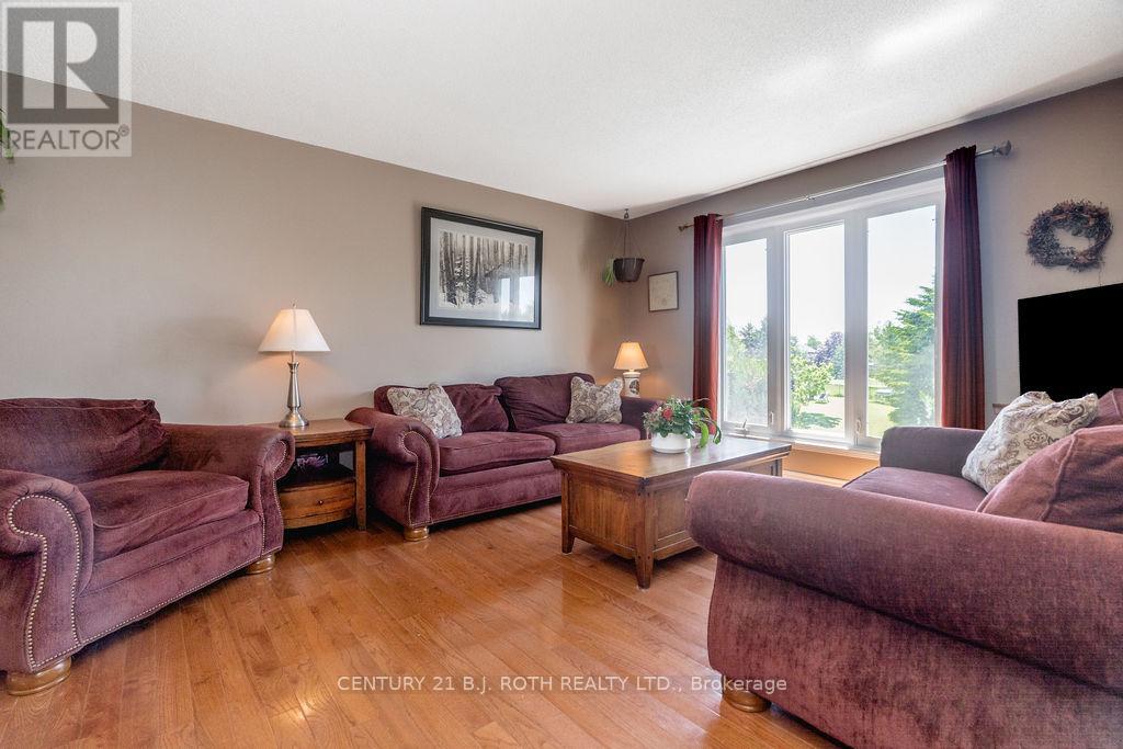 2823 SMALL STREET - 11