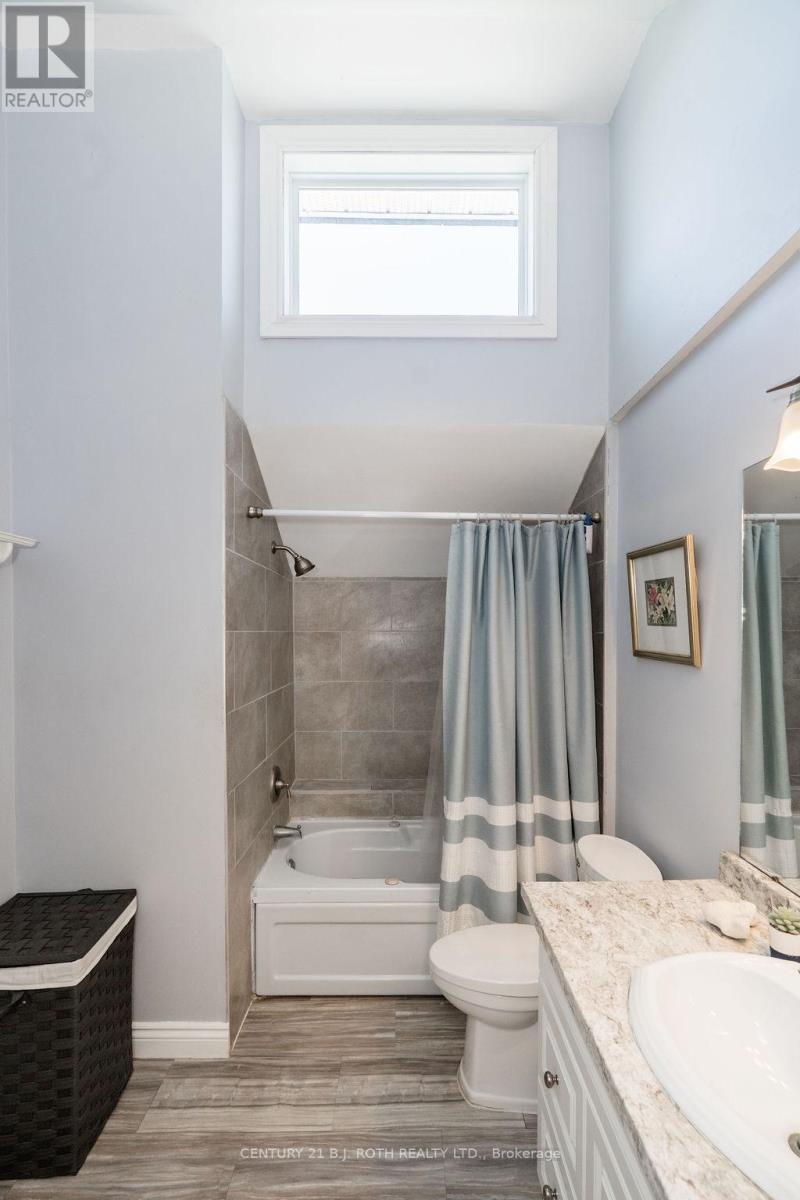 2823 SMALL STREET - 14