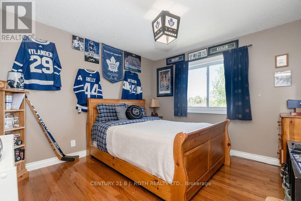 2823 SMALL STREET - 18