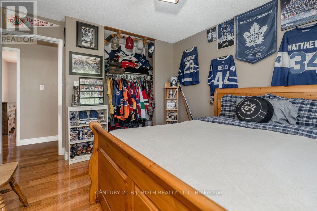 2823 SMALL STREET - 19