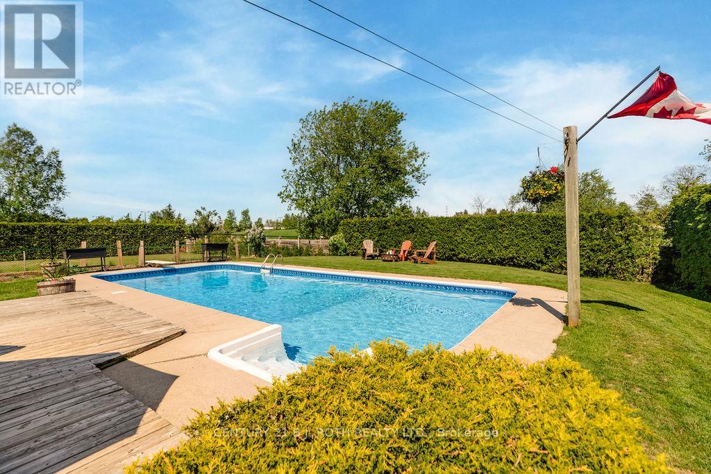 2823 SMALL STREET - 32