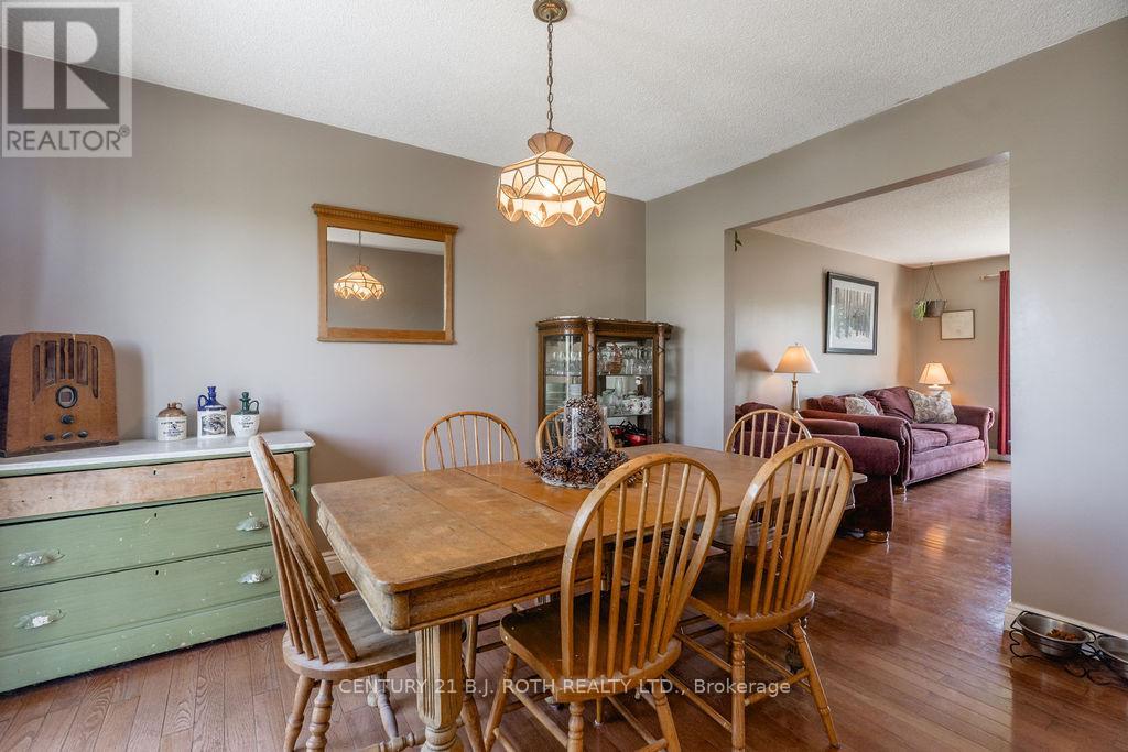 2823 SMALL STREET - 8