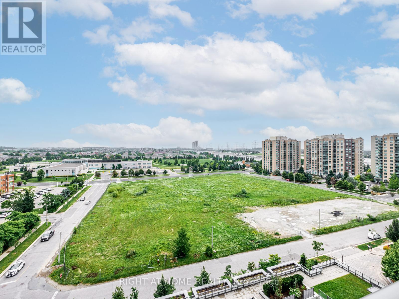 #1010 65 ONEIDA CRESCENT - 17