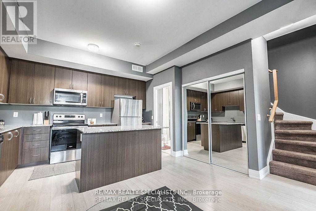 Listing photo of 402 B - 5279 HIGHWAY 7