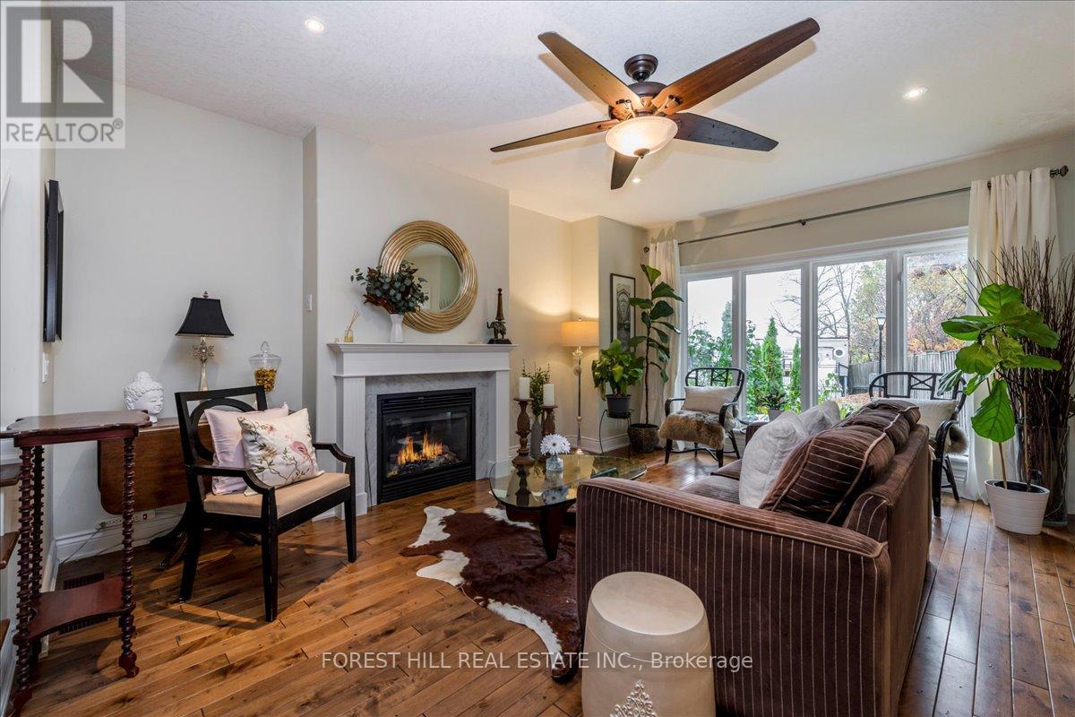 #10 10 INVERMARA COURT - 13