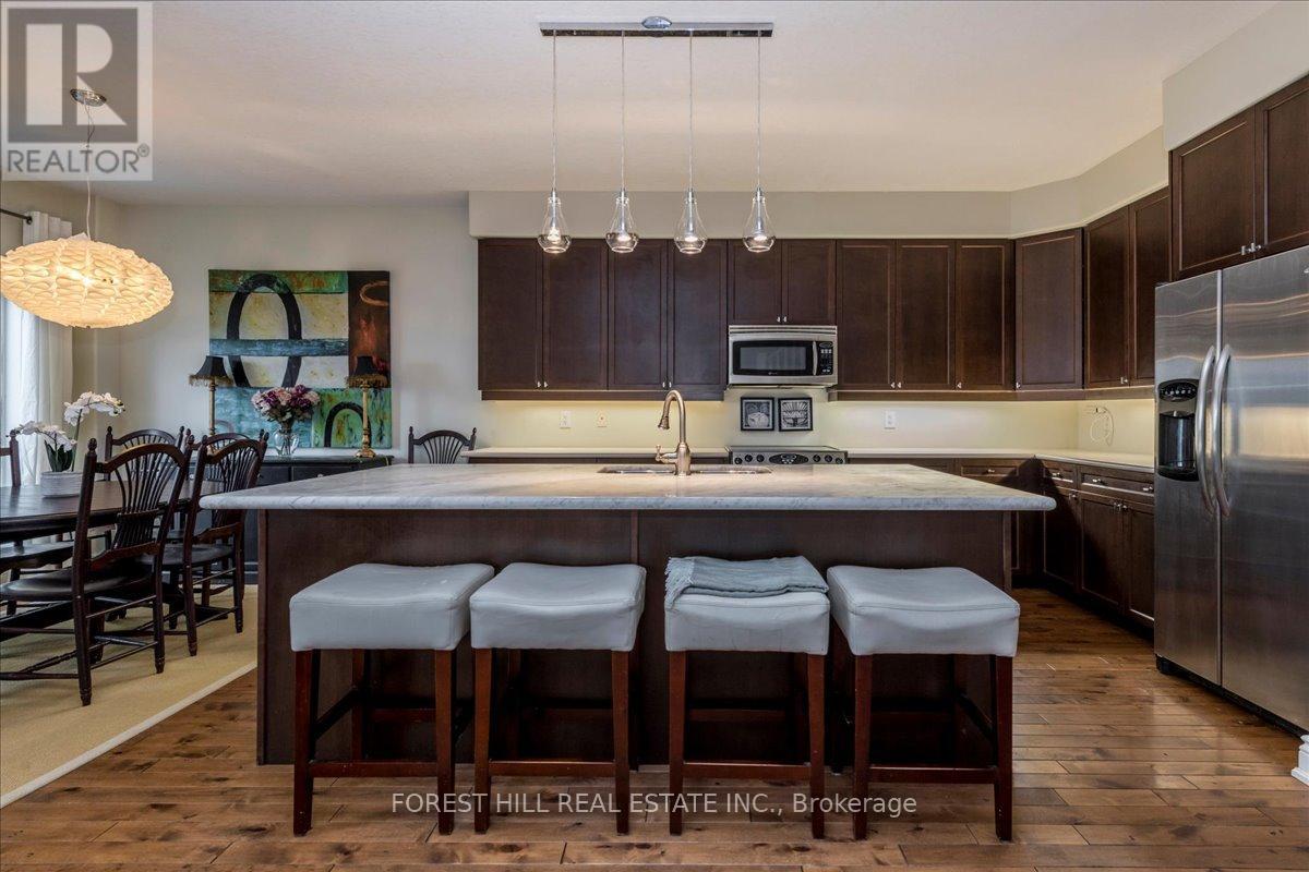 #10 10 INVERMARA COURT - 16