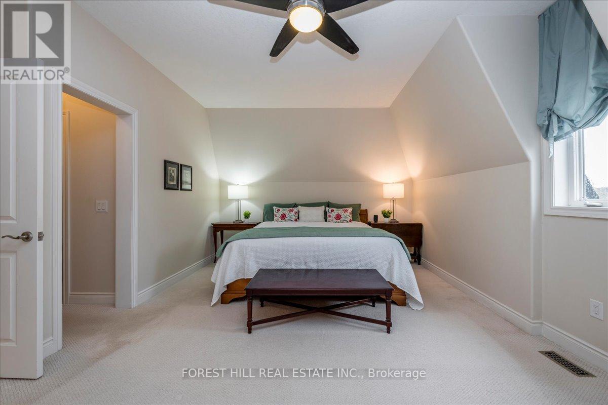 #10 10 INVERMARA COURT - 21