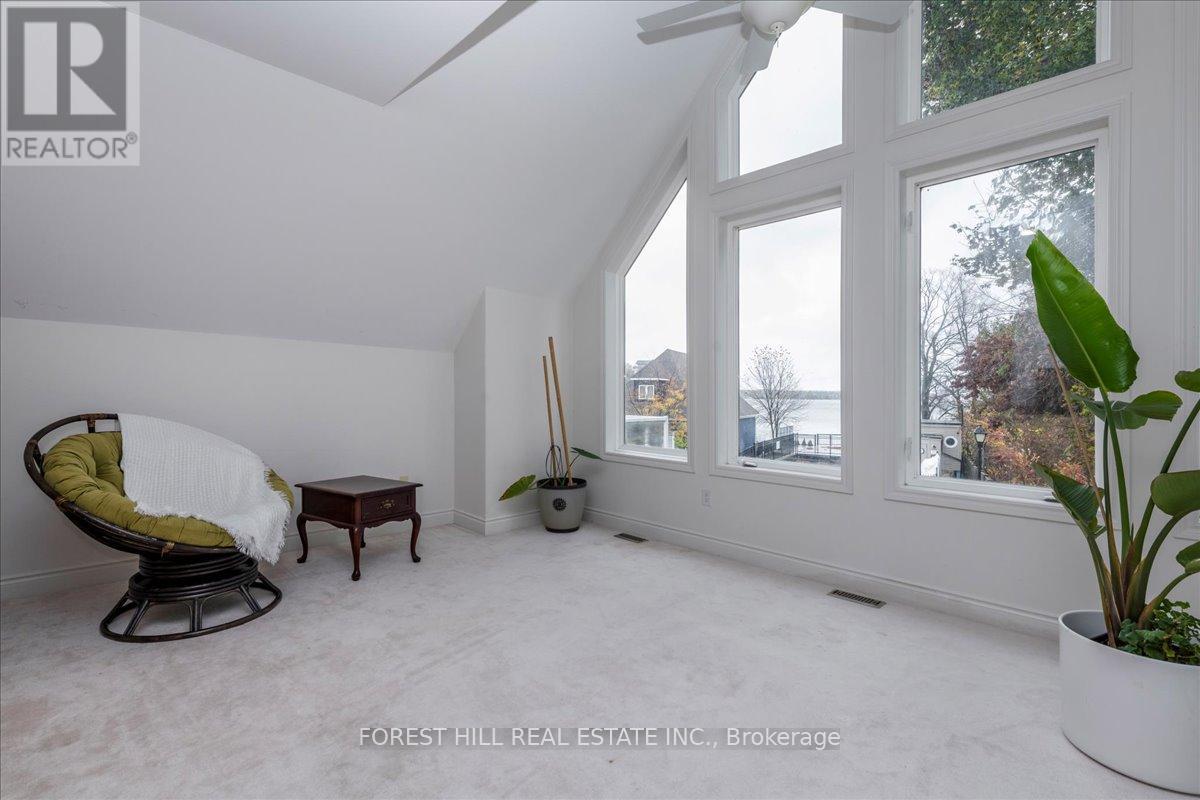 #10 10 INVERMARA COURT - 24
