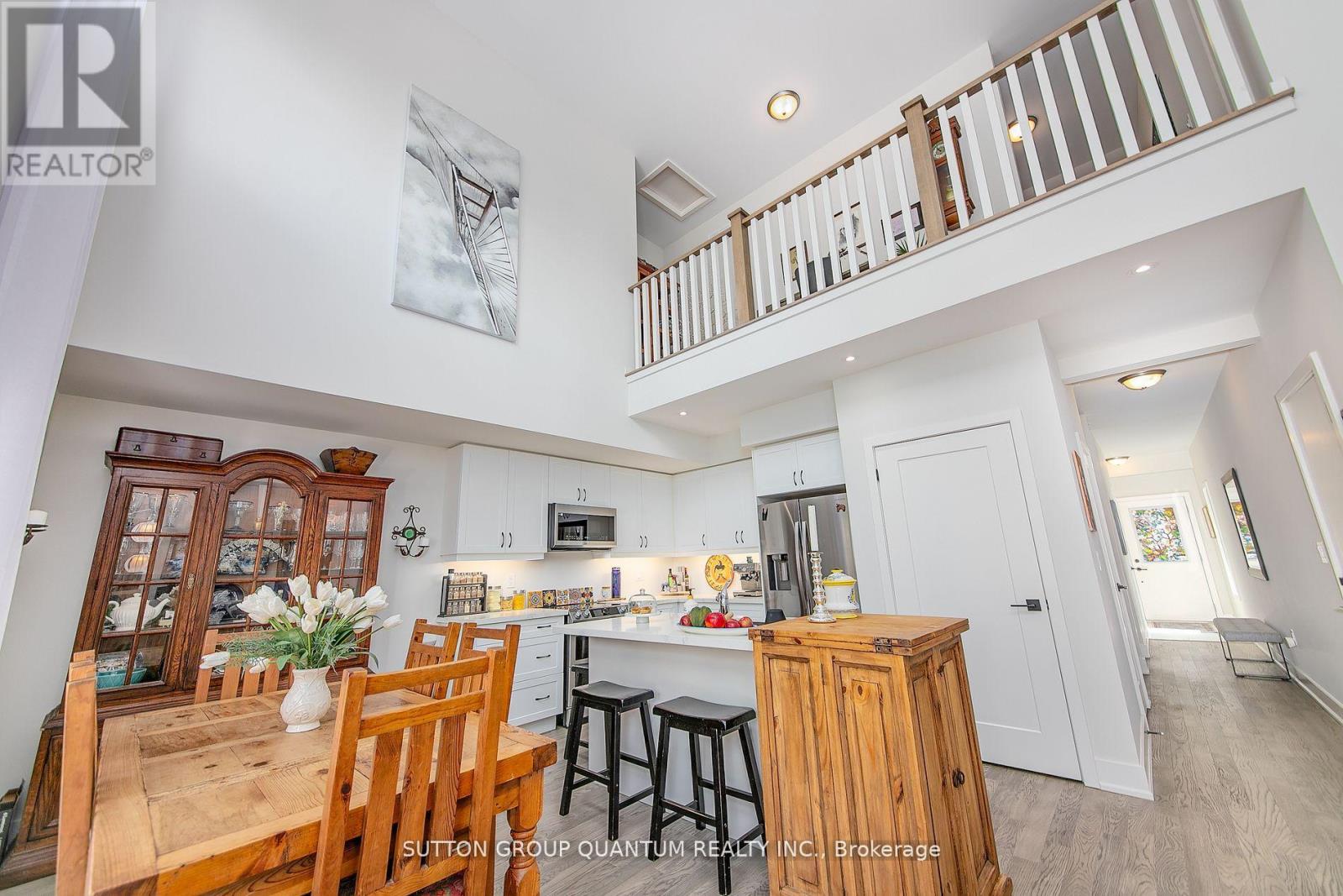35 RUBY CRESCENT - 16