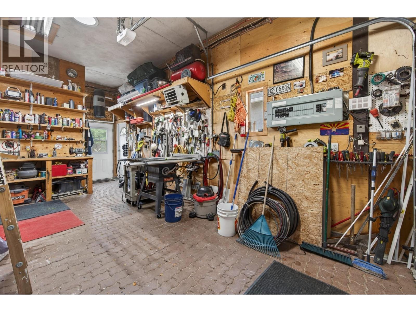 625 BRANDON Avenue - 33
