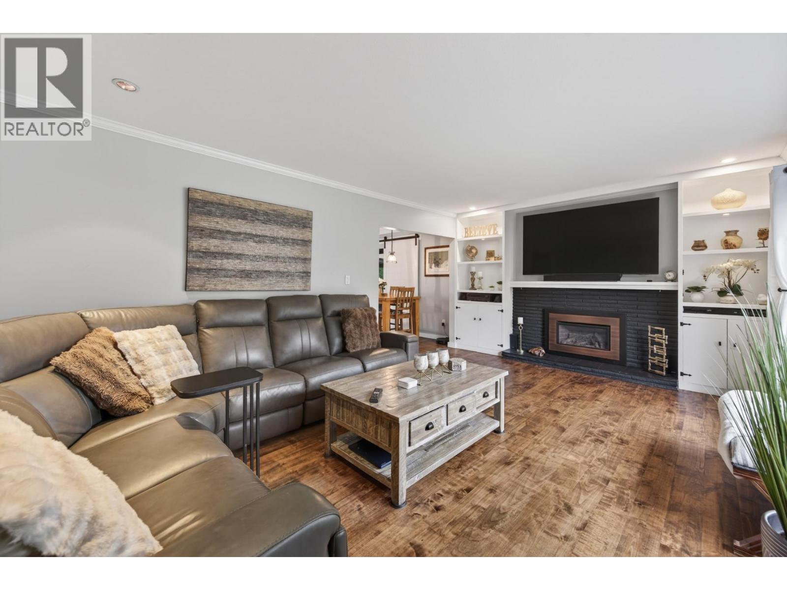 625 BRANDON Avenue - 4