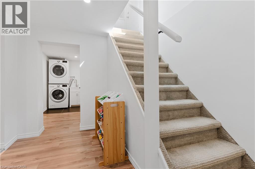 42 FOURTH Avenue - 24