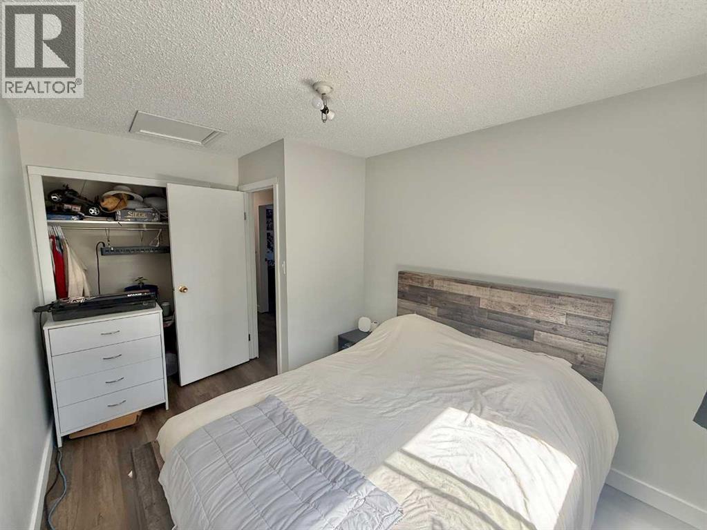 389 Mountain Street — photo 16