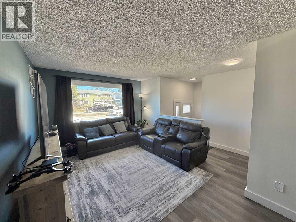 389 Mountain Street - photo 3