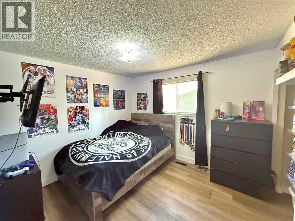 389 Mountain Street — photo 11