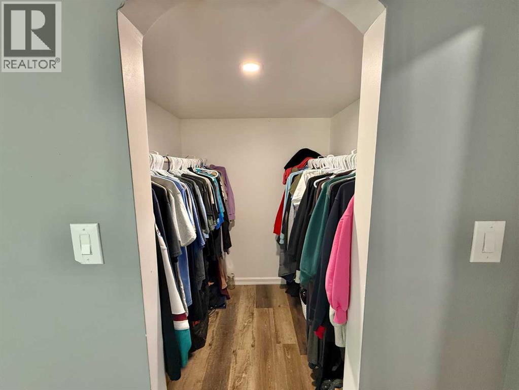 389 Mountain Street — photo 23